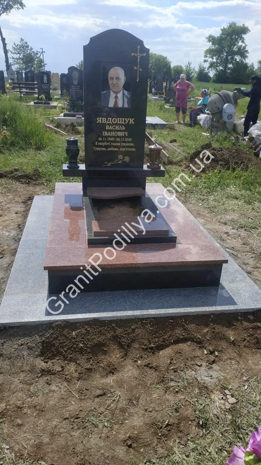 Подвійний пам'ятник з граніту - Кам'янець-Подільський | GranitPodillya